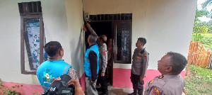 Brigjen Armia Fahmi Bantu Pemasangan Listrik untuk Warga Tamiang
