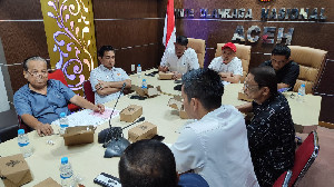 Abu Razak Minta Pengurus KONI Aceh Maksimalkan Persiapan PON