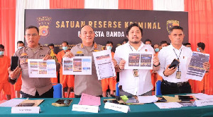 Tertangkap Bermain Judi Online, 19 Warga Banda Aceh Terancam 12 Kali Cambukan