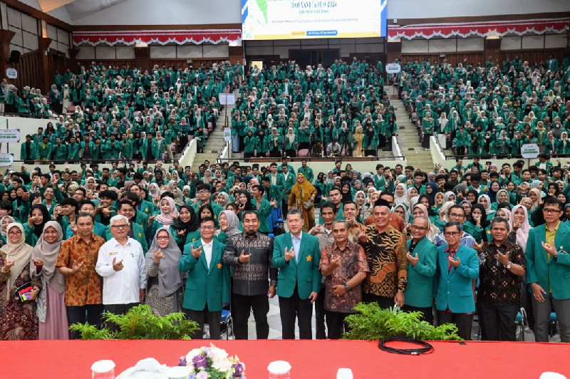 Pj Bupati Aceh Besar Bekali 1500 Mahasiswa KKN USK
