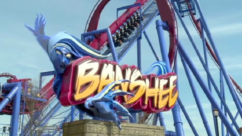 Seorang Pria Meninggal Usai Tertabrak Roller Coaster di Taman Hiburan Ohio