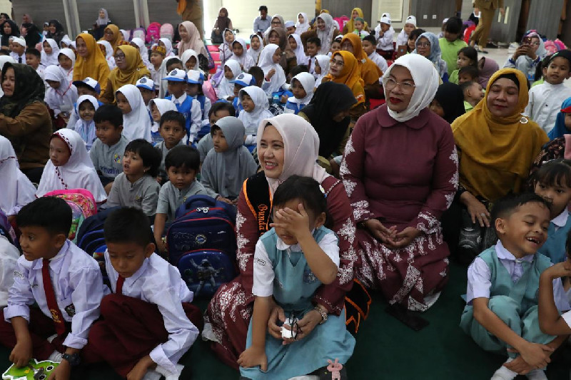 Dongeng Kak Bimo Meriahkan Hari Anak di Balai Kota Banda Aceh