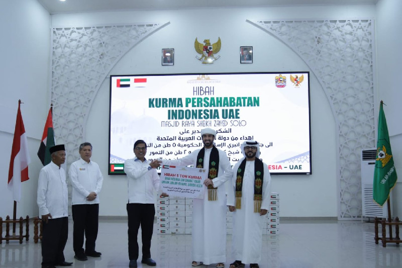 Alhamdulillah, UIN Ar-Raniry Terima Bantuan 5 Ton Kurma dari UEA