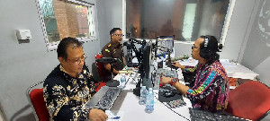 Kejati Aceh Gelar Penyuluhan Hukum Tentang UU ITE di Radio Nikoya FM