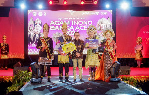 Harist dan Sri Rizki Dinobatkan sebagai Agam Inong Banda Aceh Tahun 2024