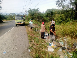 Sukseskan PON 2024, DLH Aceh Besar Tangani Sampah Ilegal di Seunapet - Saree