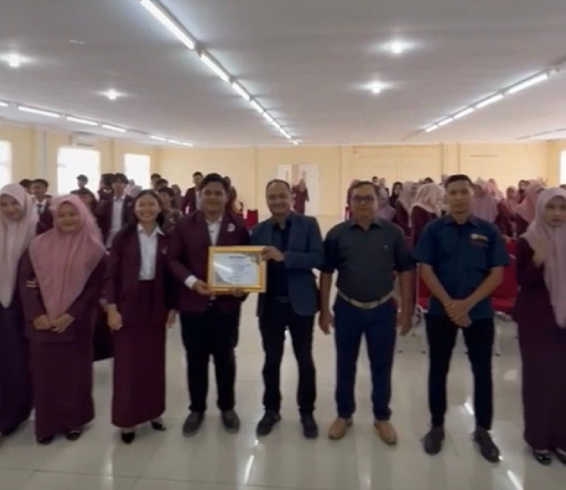 Fachrul Razi Kembangkan Aplikasi Digital Untuk Mahasiswa Politeknik Kutaraja Banda Aceh