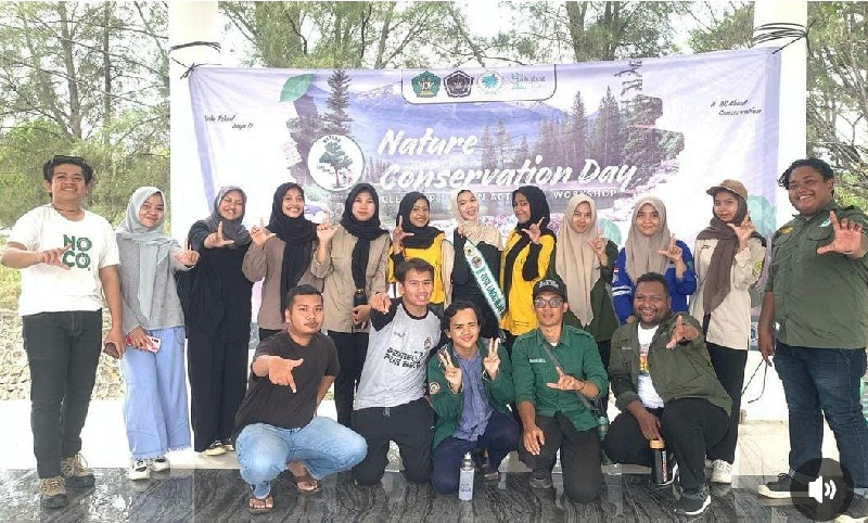 Nature Conservation Day: HIMATL dan Sahabat Hijau Bersihkan Kilometer Nol Banda Aceh