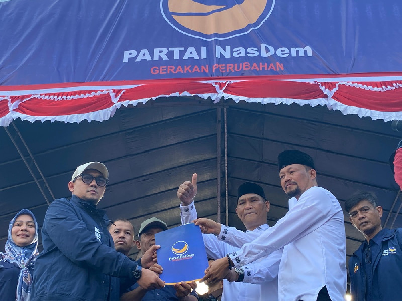 12 Parpol Non Parlemen dan 20 Relawan Deklarasikan IMAM Maju Pilkada 2024