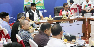 Rapat Perdana dengan SKPA, Pj Gubernur Aceh Bahas Persiapan PON XXI