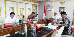 Ratas Bersama Mendagri, Pj Gubernur Aceh Optimis Pelaksanaan PON Sukses