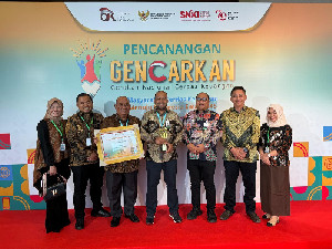 Aktif Kampanyekan Literasi Keuangan, Bank Aceh Raih Penghargaan OJK Financial Literacy Award 2024