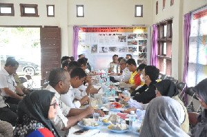 Rapat Evaluasi Penanganan Kekeringan, Pemkab Aceh Besar Lanjutkan Penyaluran Air Bersih