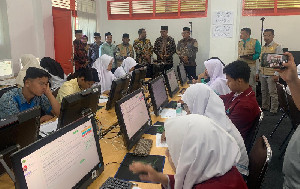 Tinjau dan Sapa Peserta KSM Provinsi, Kakanwil Kemenag Aceh Azhari Beri Dukungan