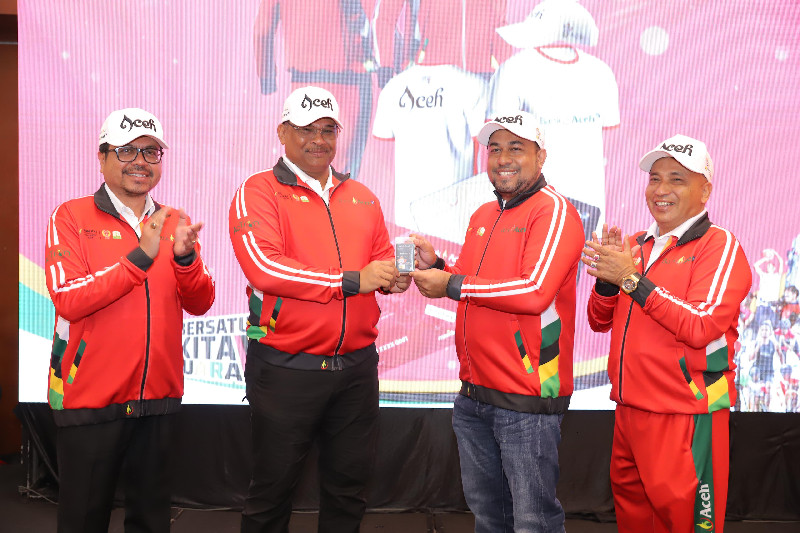 Bank Aceh Syariah Luncurkan Jersey Khusus Atlet dan Produk Keuangan Bertema PON 2024