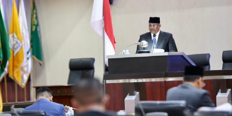 Pj Gubernur Aceh Sampaikan Pendapat Akhir Terkait 11 Rancangan Qanun Prolega 2024