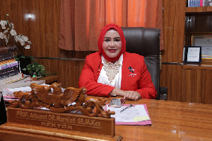 Rektor UUI Dukung Visi Mualem-Dek Fadh: Perempuan Aceh Harus Lebih Aktif Berpolitik