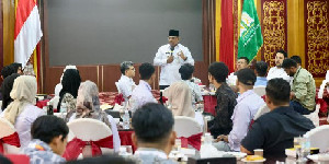 Pj Gubernur Safrizal Ajak Pegiat Medsos Berperan Aktif Membangun Citra Positif Aceh