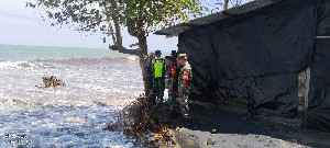 Abrasi Makin Terus Meluas di Aceh Utara, Warga Mengungsi, Rumah dan Tambak Hancur