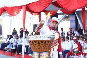 Kirab Obor Api PON Dilepas Pj Bupati Iswanto Menuju Banda Aceh