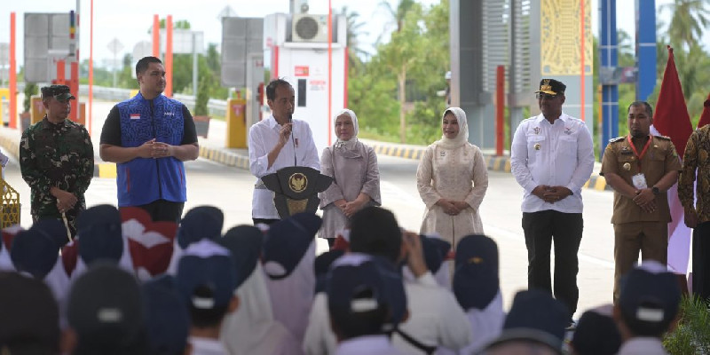 Pj Gubernur Safrizal Dampingi Presiden Jokowi Resmikan Empat Ruas Jalan Tol Sibanceh