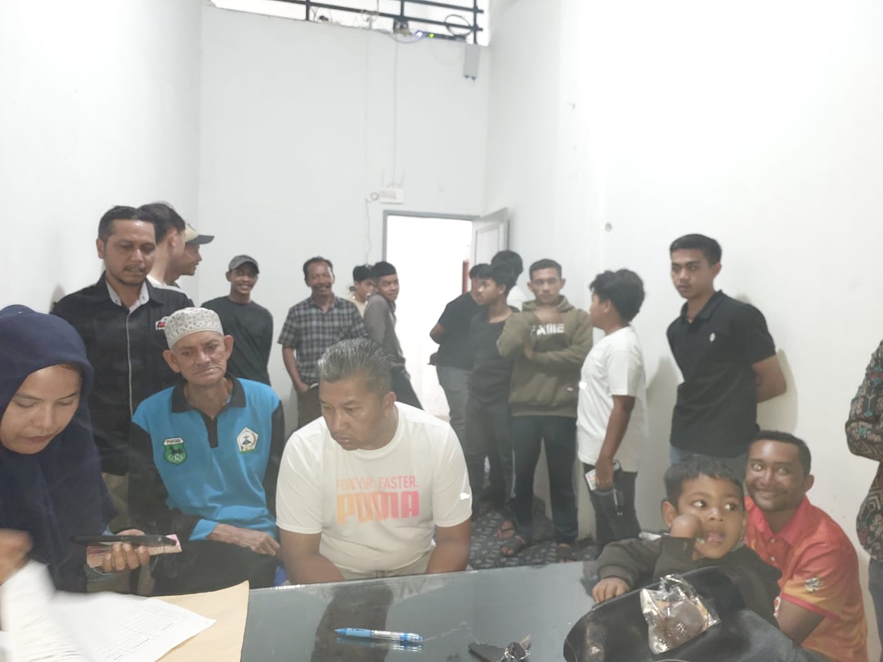 Juara Eksibisi Pacuan Kuda PON XXI Terima Uang Pembinaan