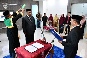 Bachtiar Resmi Dilantik Sebagai Pj Sekdako Banda Aceh