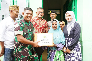 Danrem Lilawangsa Serahkan Dua Unit Rumah Untuk Warga Miskin Pedalaman Aceh