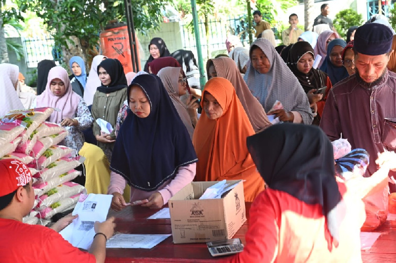 Warga Gampong Bieng Bak Jok: Pasar Murah, Angin Segar di Perekonomian Sulit