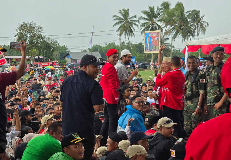 Kampanye Akbar di Aceh Utara, Mualem: Menyoe Tanyo Gubernur Dumpu Jeut Tapeugot