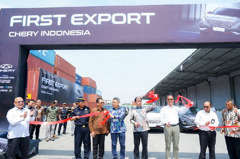 Mobil Setir Kiri Buatan Indonesia Tembus Vietnam Senilai Rp11,46 Miliar