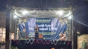 Peringatan Maulid Nabi, Masyarakat Jurong Mulia Sabang Hadirkan Dai Muda