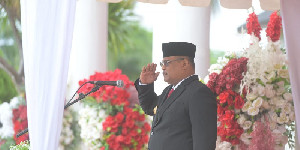 Pj Gubernur Aceh Pimpin Upacara Peringatan Hari Pahlawan 2024