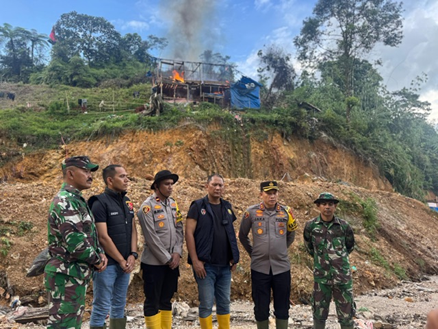 Ditreskrimsus Polda Aceh Tertibkan Tambang Emas ilegal di Pidie