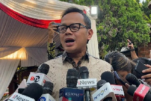 Pilkada Lewat DPRD, Wamendagri: Sedang Dikaji, Pemerintah Konsultasi Publik