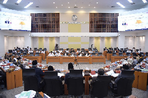 Komisi VIII DPR RI Bahas Efisiensi Biaya Haji tanpa Mengurangi Kualitas Layanan