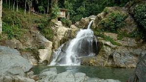 Air Terjun Suhom: Eksplorasi Alam Aceh yang Menyegarkan