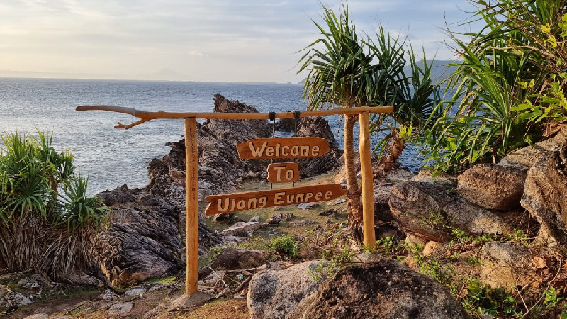 Ujong Eumpee, Surga Tersembunyi di Pulau Nasi yang Wajib Dikunjungi