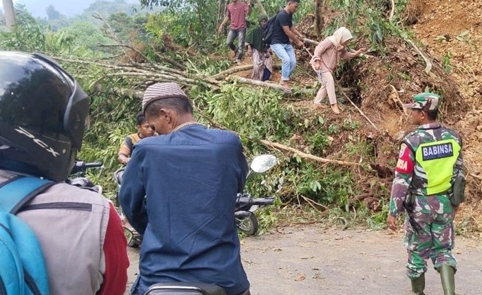 Longsor di Desa Bunin Aceh Timur, Akses Jalan Utama Lumpuh