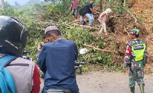 Longsor di Desa Bunin Aceh Timur, Akses Jalan Utama Lumpuh