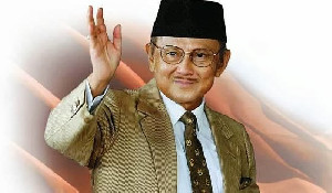 Habibie dan Resepnya Menyelamatkan Rupiah dari Krisis 1998