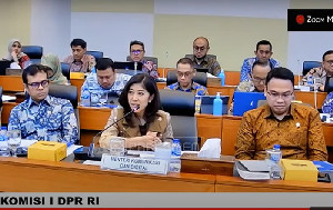 Komdigi Bahas Rancangan Regulasi Pembatasan Akun Media Sosial Anak dengan DPR RI