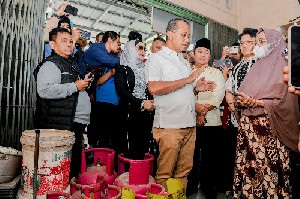 Menteri ESDM: Tenang, UMKM Tetap Dapat LPG 3 Kg Harga Terjangkau