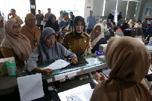 Kunjungi Disdukcapil, Illiza Pastikan Pelayanan Adminduk Berjalan Baik