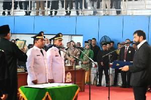 Syech Muharram dan Syukri A Jalil Dilantik sebagai Bupati dan Wakil Bupati Aceh Besar