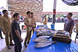 Jelang Meugang Ramadan, Wabup Aceh Jaya Pantau Stok Pangan dan Harga Daging