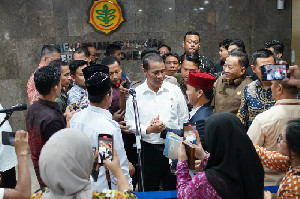 Bapak Petani Singkong: Langkah Berani Mentan Amran untuk Kesejahteraan Petani