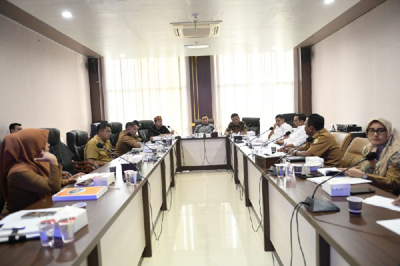 DPRK Banda Aceh Rapat dengan OPD, Bahas Keuangan dan Nasib Tenaga Kontrak