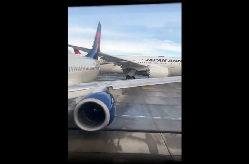 Pesawat Japan Airlines Tabrak Pesawat Delta yang Diparkir di Bandara Seattle SeaTac