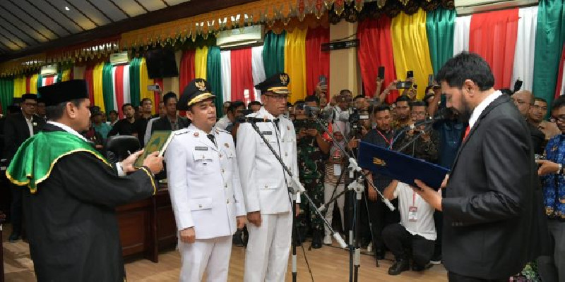 Lantik Walikota dan Wawalko, Mualem Siap Bantu Pembangunan Kota Lhokseumawe